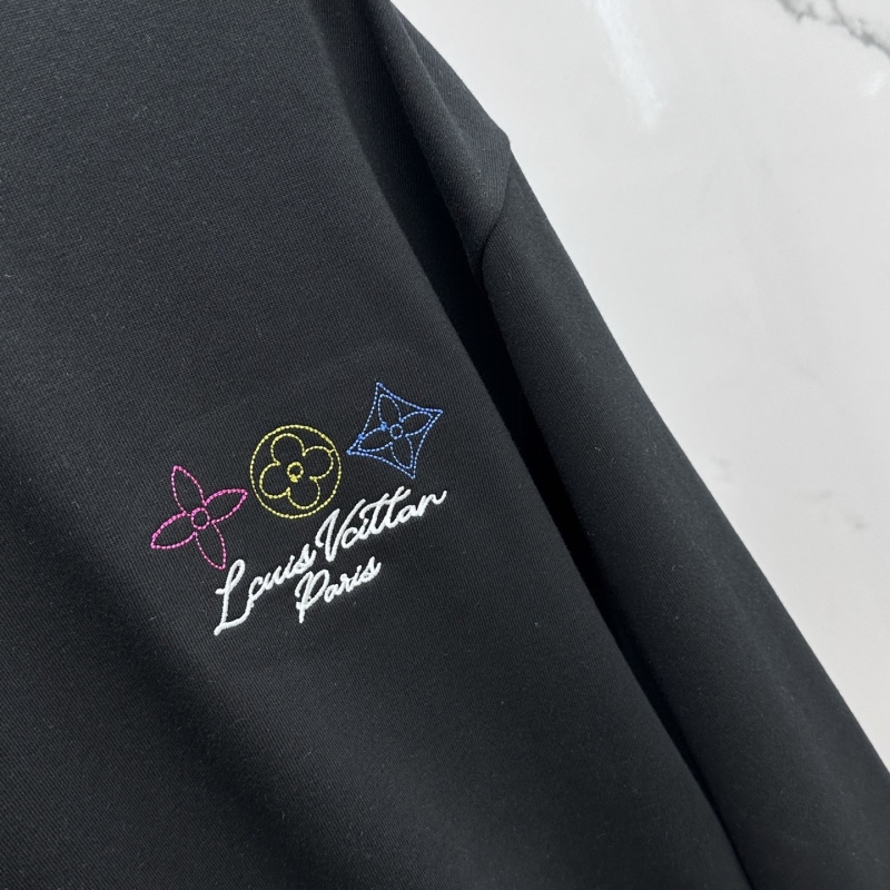 l0vis Vvtt0n t-shirt